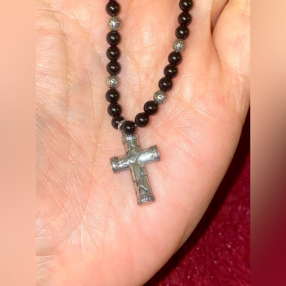 Black and 925 Sterling Silver Beaded Bracelet with Cross Pendant - Picture 3 of 7